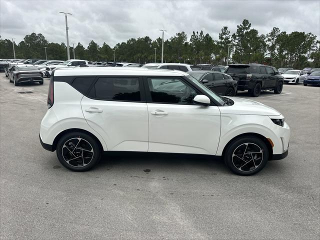 new 2025 Kia Soul car, priced at $26,138