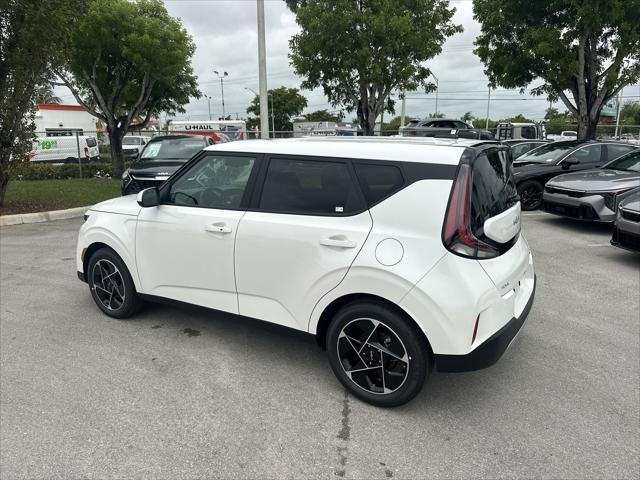 new 2025 Kia Soul car, priced at $26,138