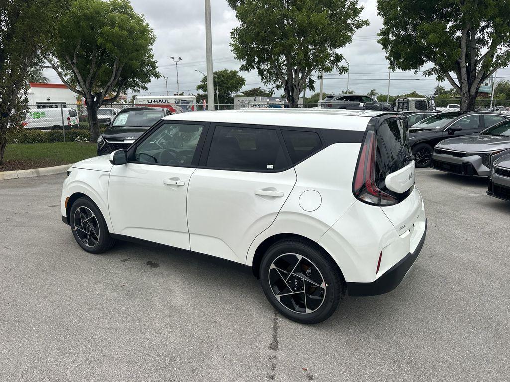 new 2025 Kia Soul car, priced at $24,870