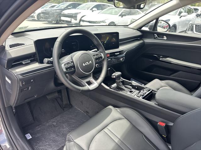 new 2025 Kia K5 car, priced at $35,754