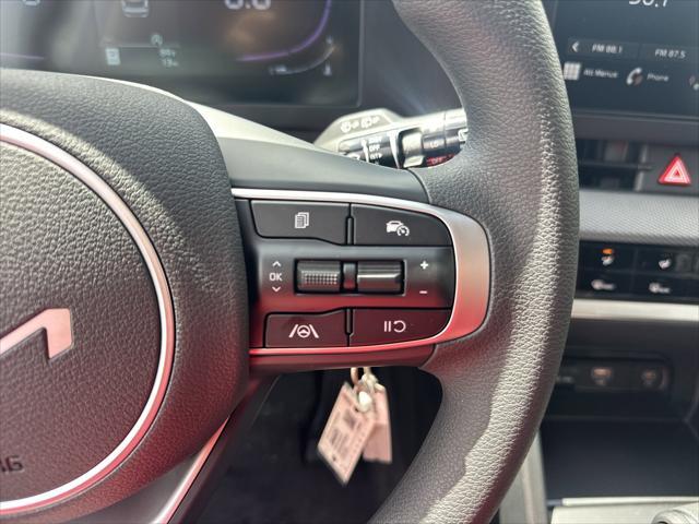 new 2025 Kia Sportage car, priced at $30,145