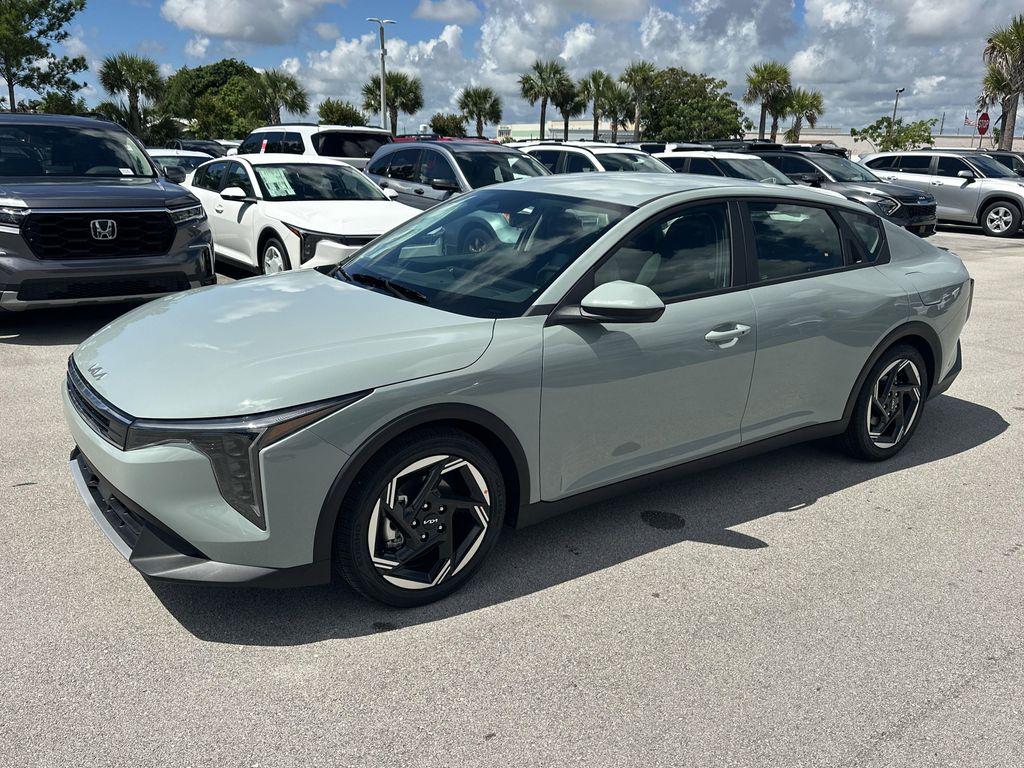 new 2025 Kia K4 car, priced at $25,455