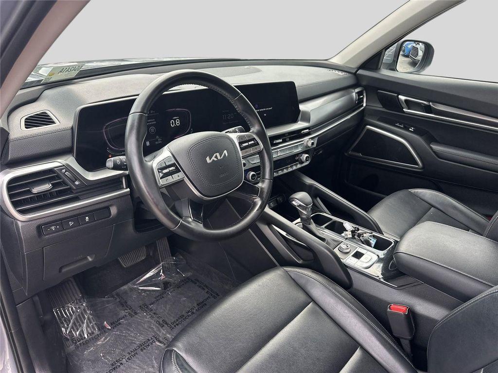 used 2023 Kia Telluride car, priced at $28,099
