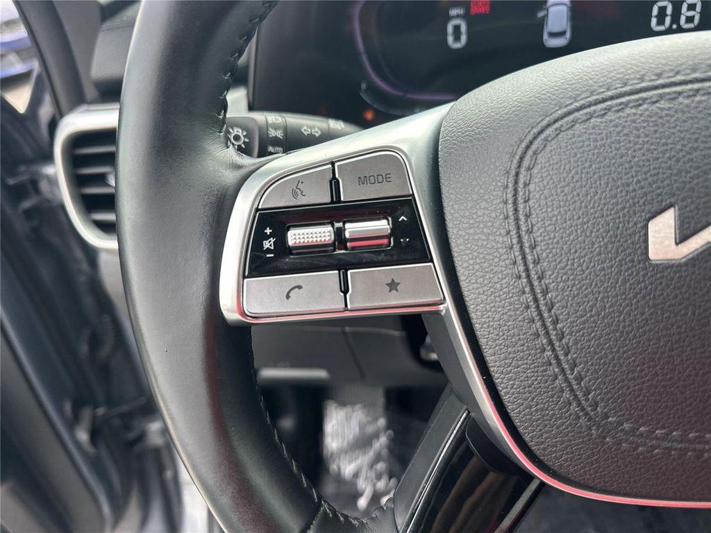 used 2023 Kia Telluride car, priced at $28,099