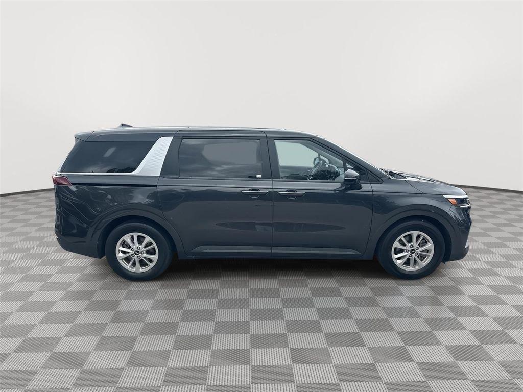 used 2024 Kia Carnival car, priced at $29,684