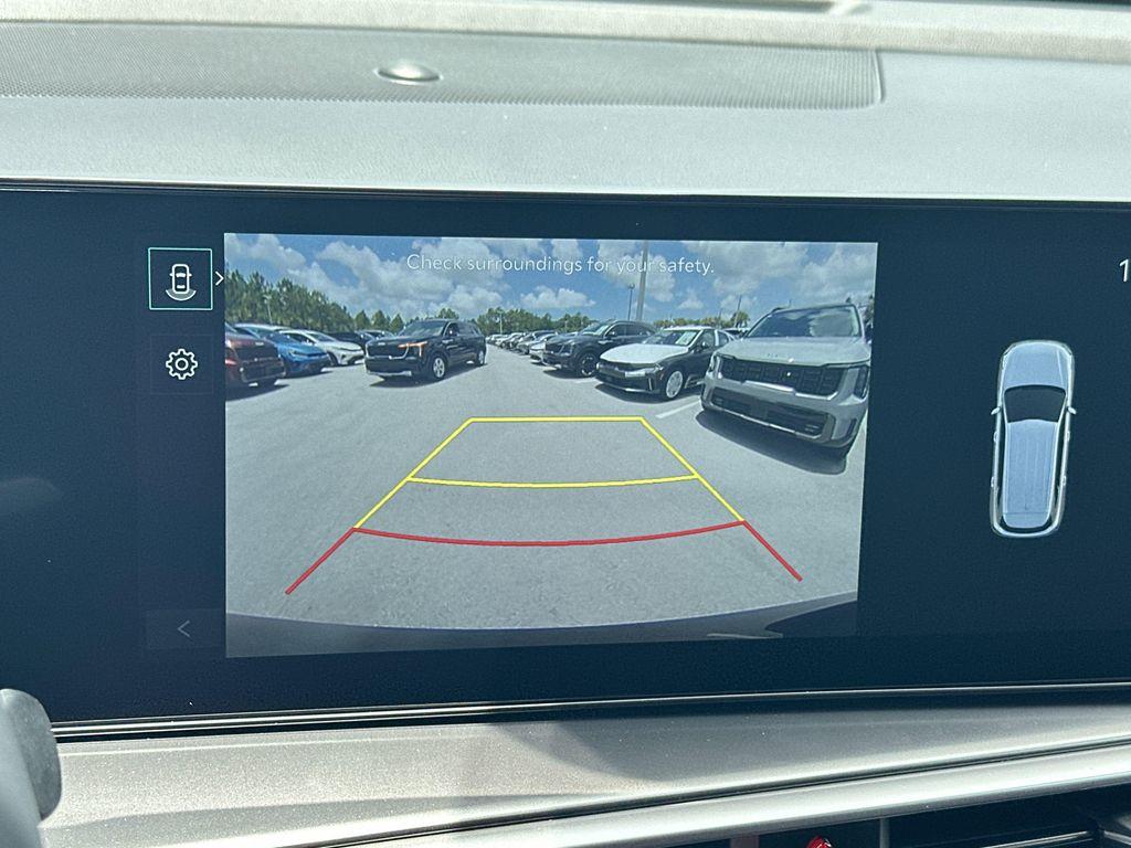 new 2025 Kia Sorento car, priced at $37,476