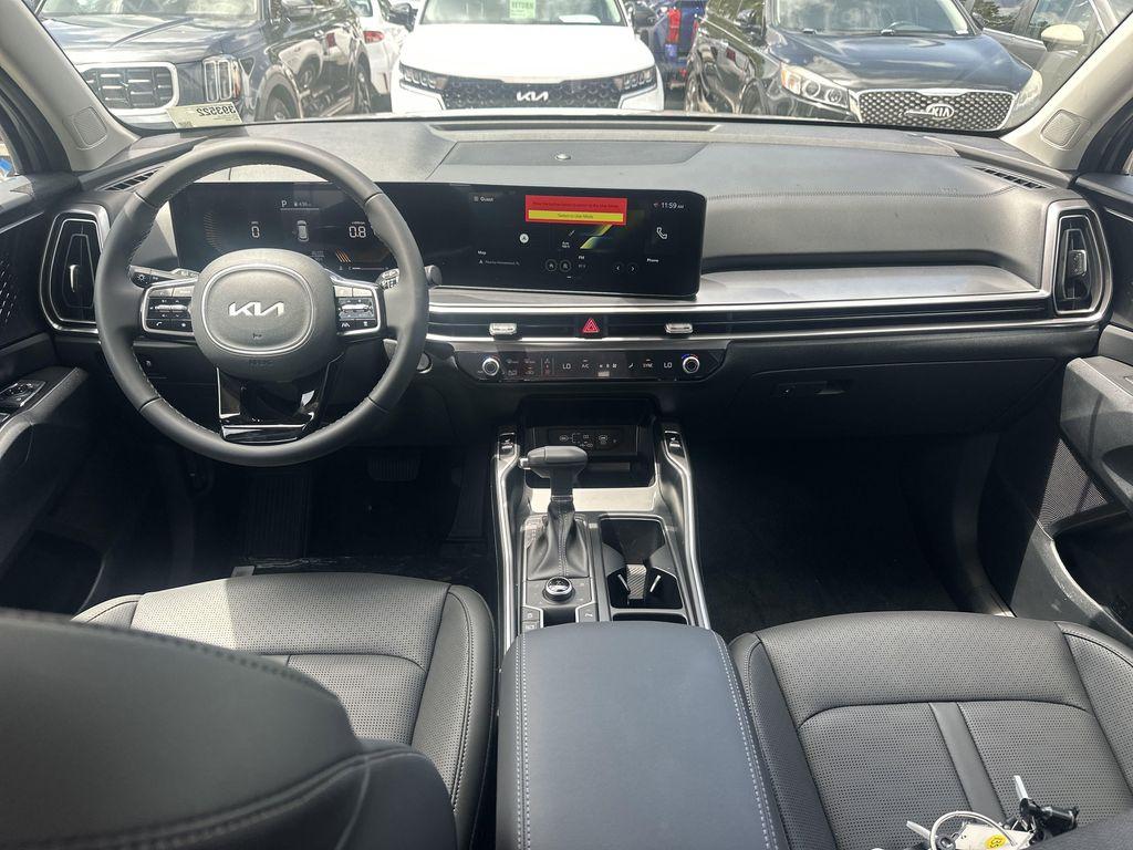 new 2025 Kia Sorento car, priced at $37,565