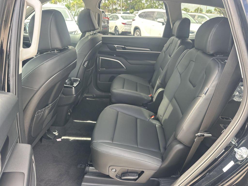 new 2025 Kia Telluride car, priced at $41,630