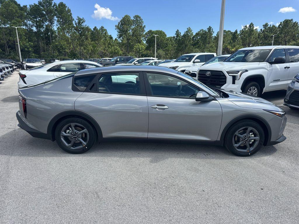 new 2025 Kia K4 car, priced at $23,877