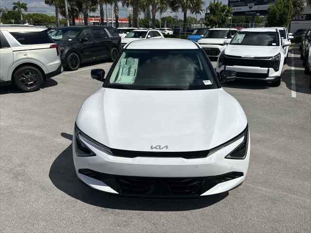 new 2025 Kia EV6 car, priced at $48,778