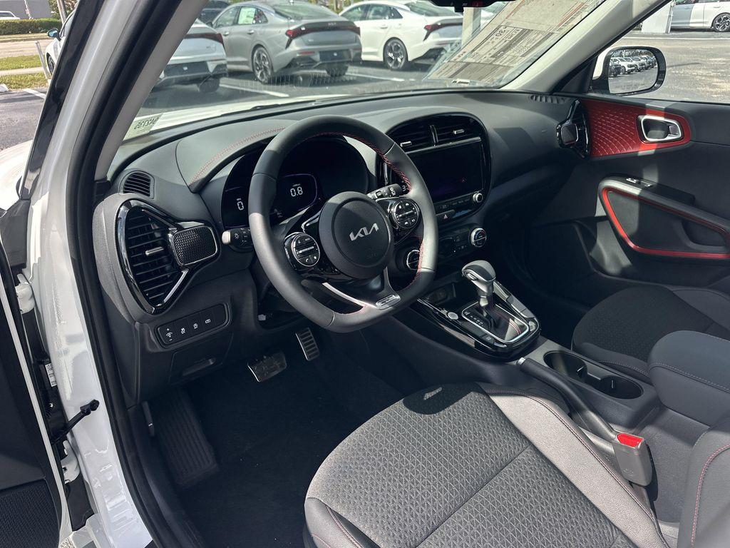 new 2025 Kia Soul car, priced at $24,438