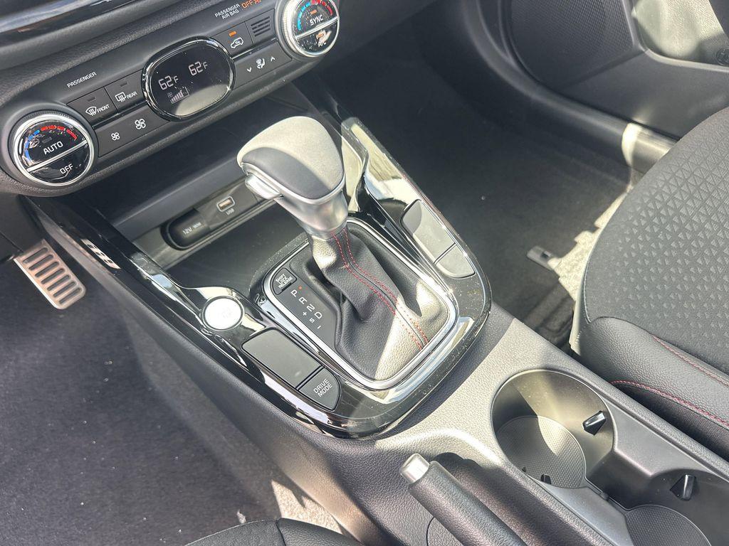 new 2025 Kia Soul car, priced at $24,438