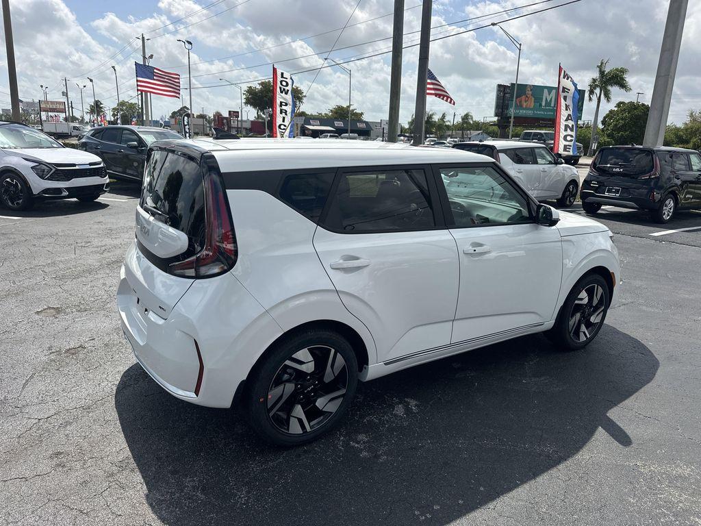 new 2025 Kia Soul car, priced at $24,438