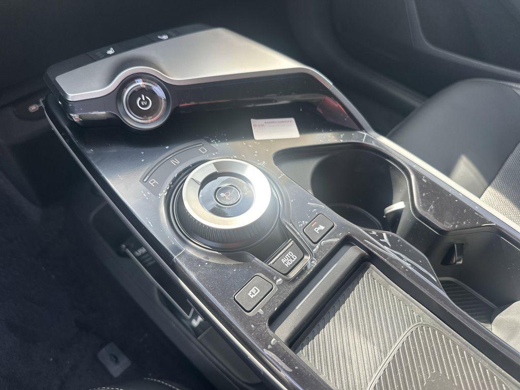 new 2025 Kia EV6 car, priced at $38,148