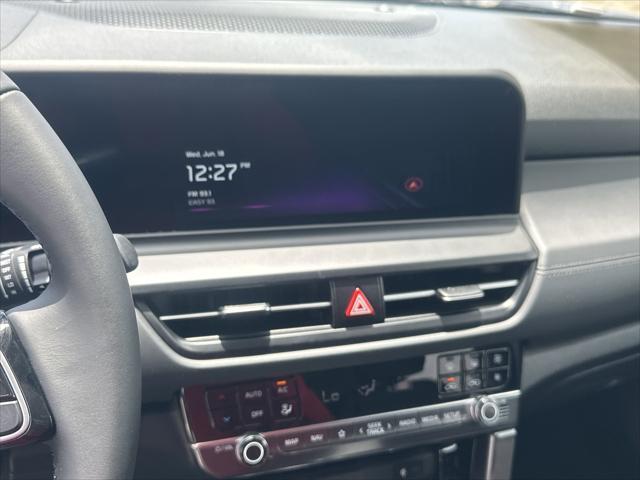 new 2025 Kia Seltos car, priced at $26,825