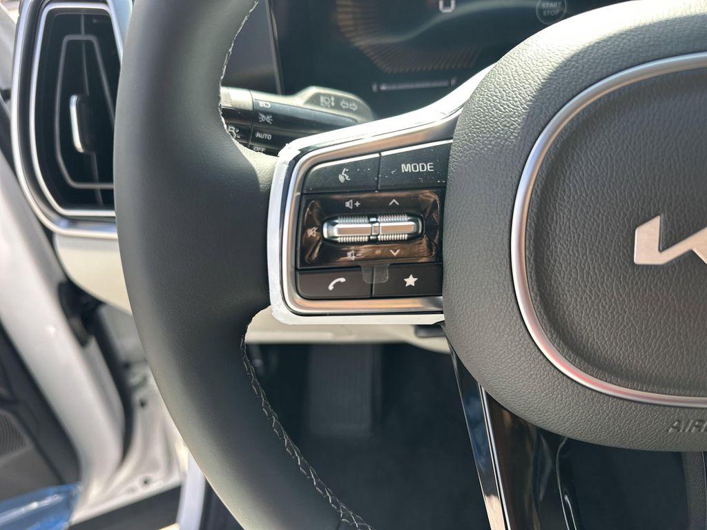 new 2025 Kia Sorento car, priced at $37,555