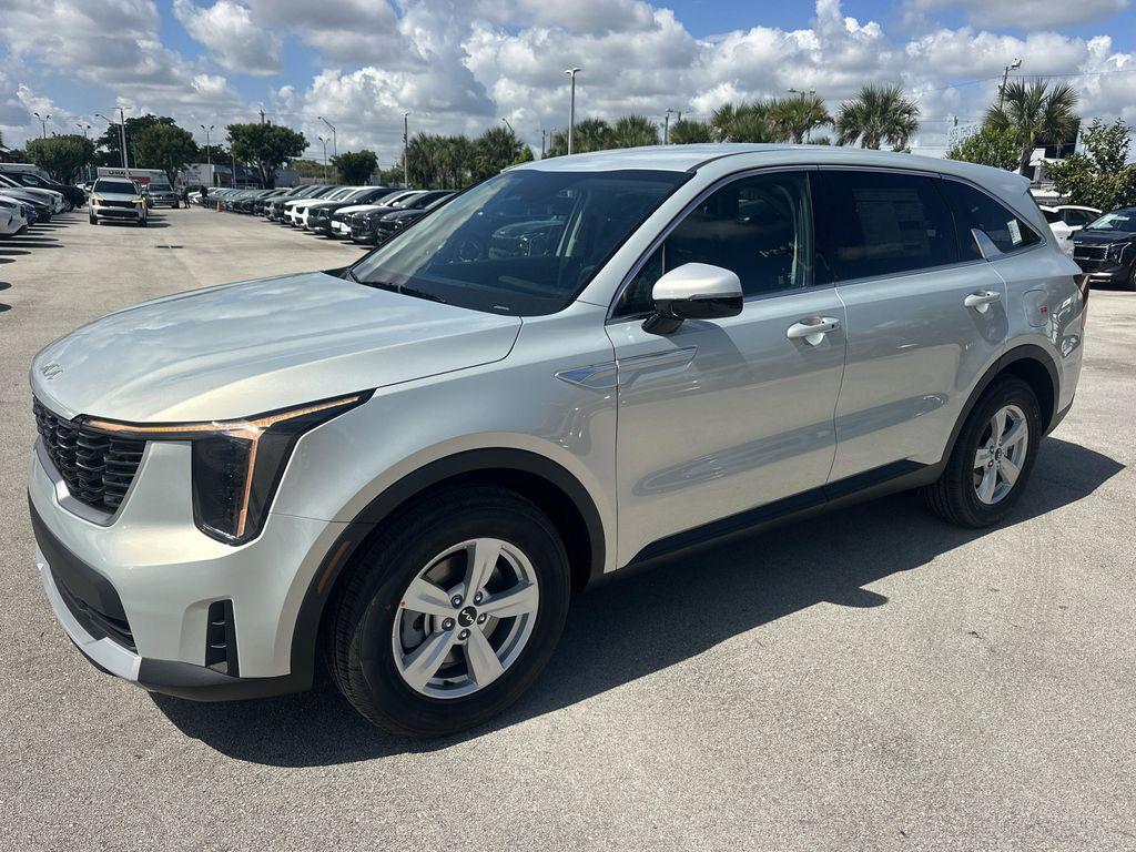 new 2026 Kia Sorento car, priced at $33,452