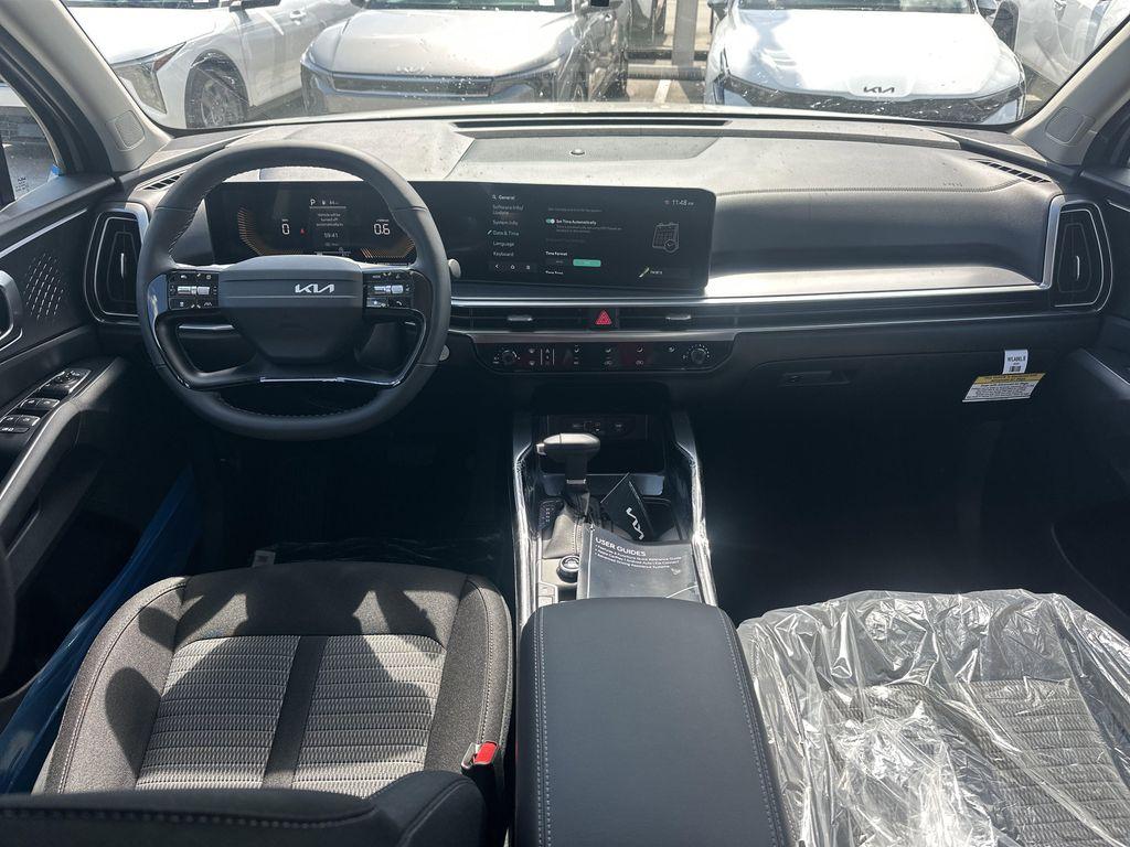 new 2026 Kia Sorento car, priced at $33,452