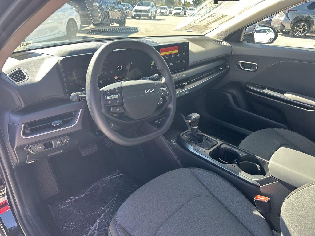 new 2025 Kia K4 car, priced at $23,644