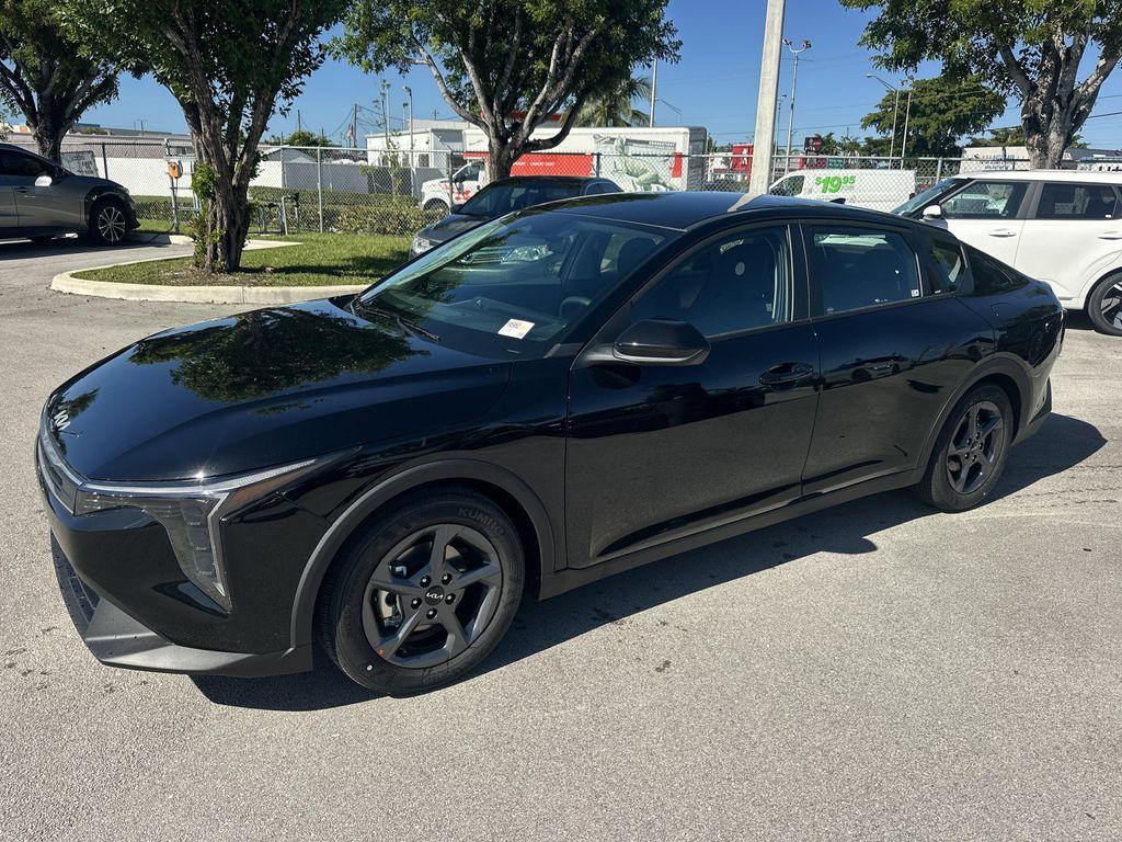 new 2025 Kia K4 car, priced at $24,375
