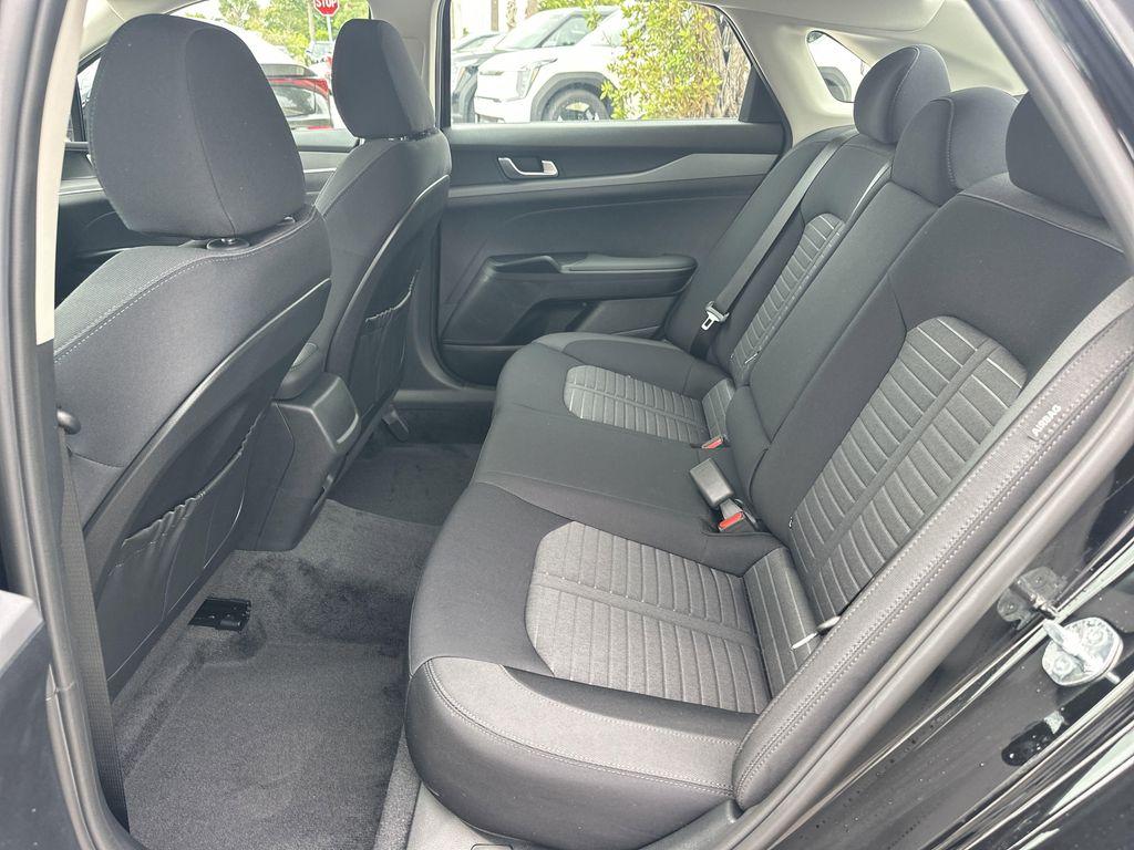 new 2025 Kia K5 car, priced at $27,408