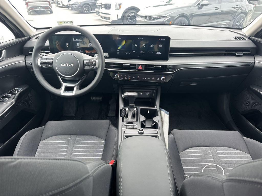 new 2025 Kia K5 car, priced at $27,408