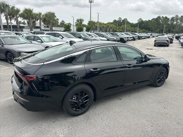 new 2025 Kia K5 car, priced at $28,550
