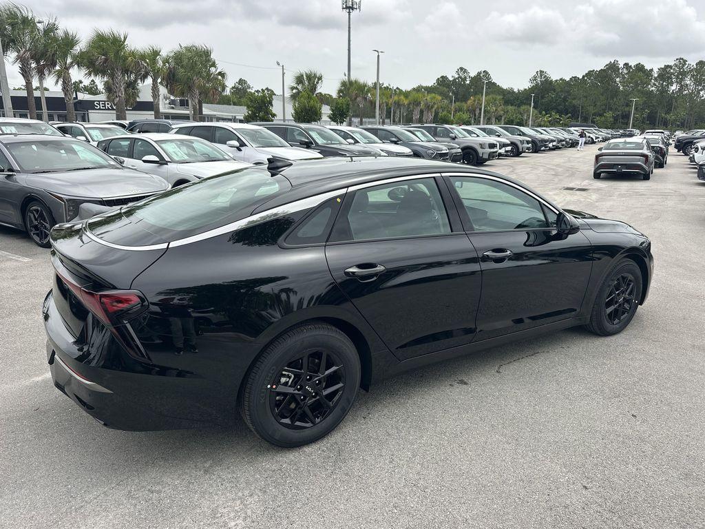 new 2025 Kia K5 car, priced at $27,408