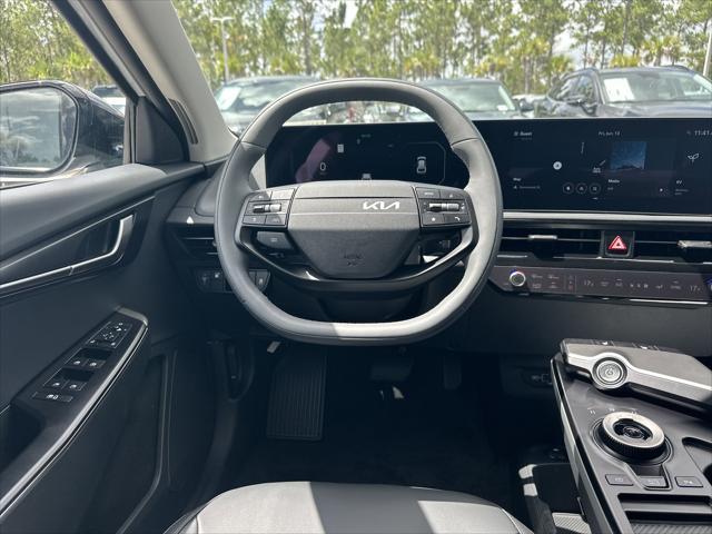 new 2025 Kia EV6 car, priced at $44,760