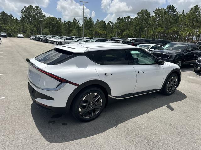 new 2025 Kia EV6 car, priced at $44,760