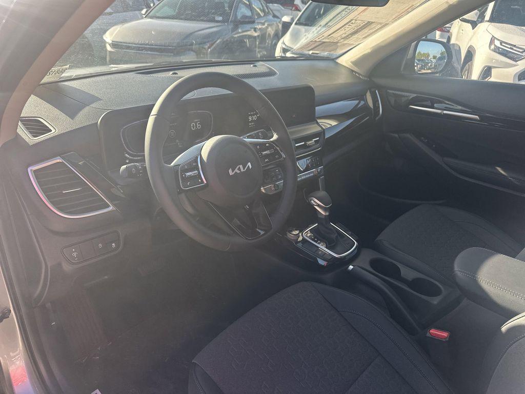 new 2026 Kia Seltos car, priced at $26,374