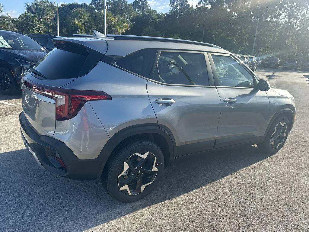 new 2026 Kia Seltos car, priced at $26,374