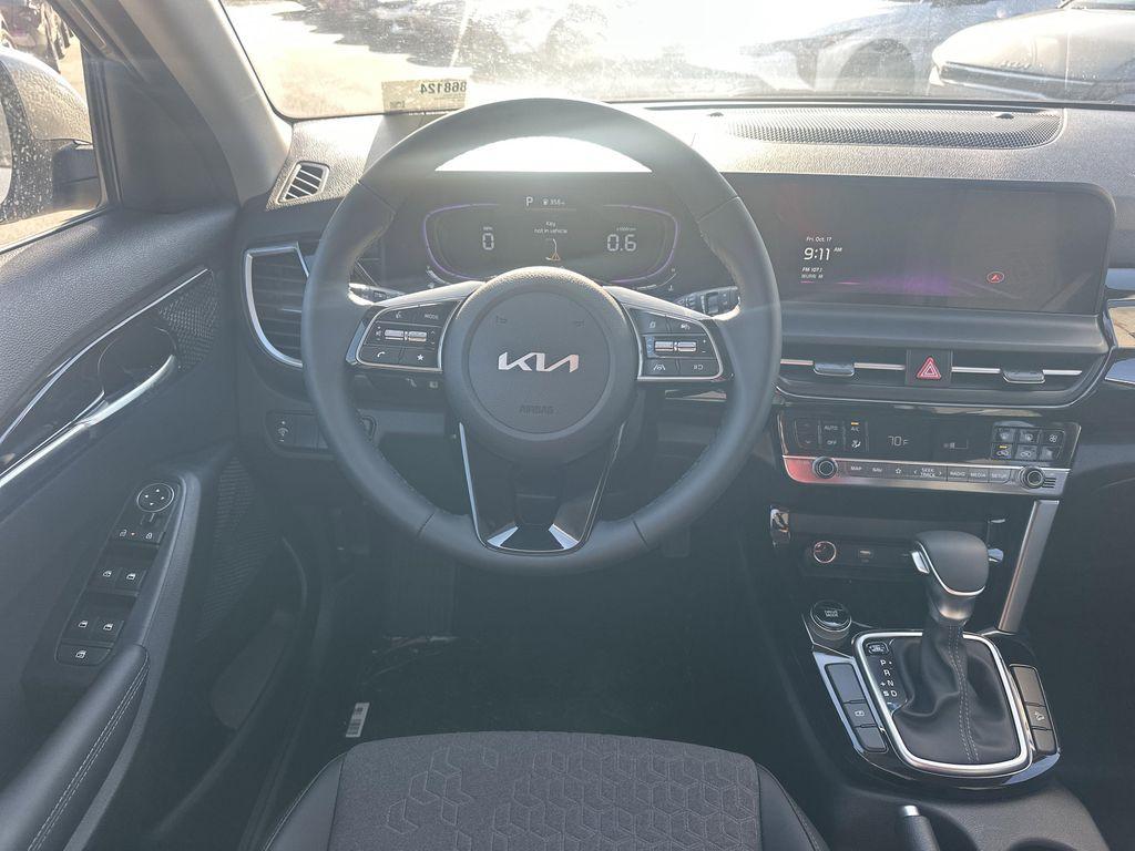 new 2026 Kia Seltos car, priced at $26,374