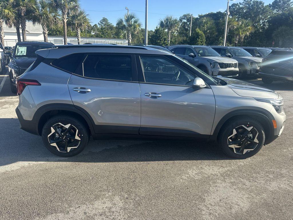 new 2026 Kia Seltos car, priced at $26,374