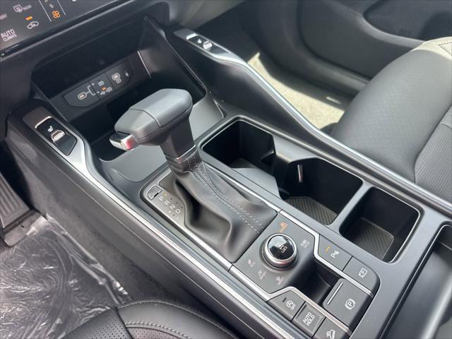 new 2025 Kia Sorento car, priced at $38,739
