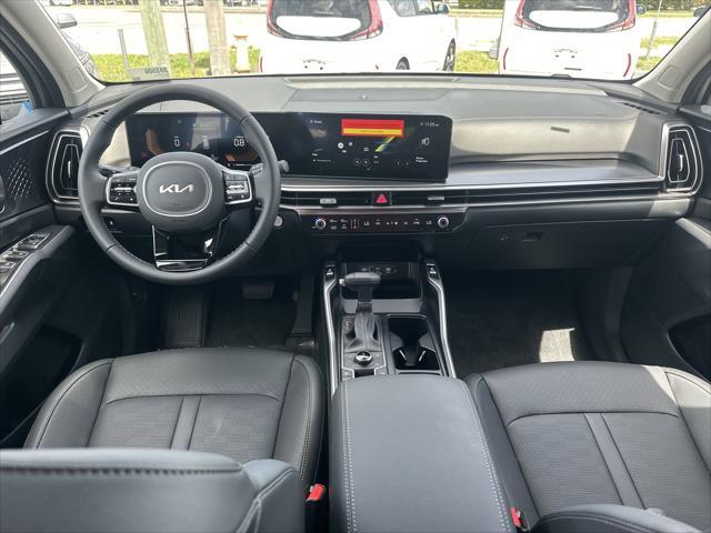 new 2025 Kia Sorento car, priced at $38,739