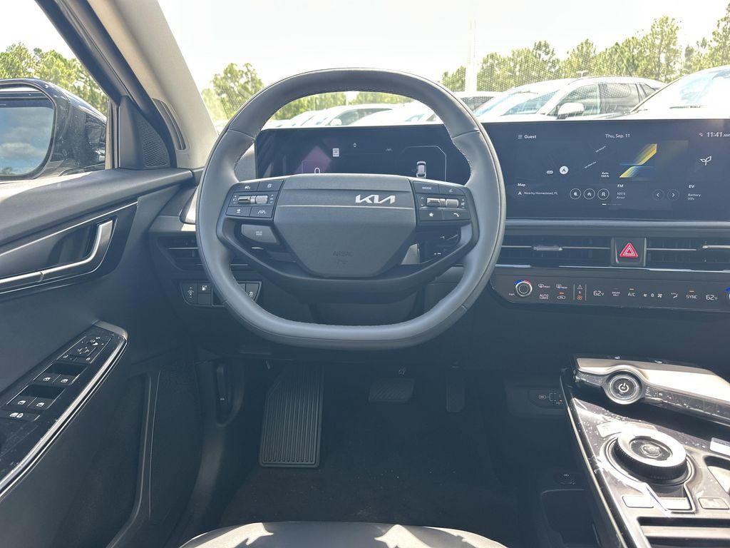 new 2025 Kia EV6 car, priced at $42,629