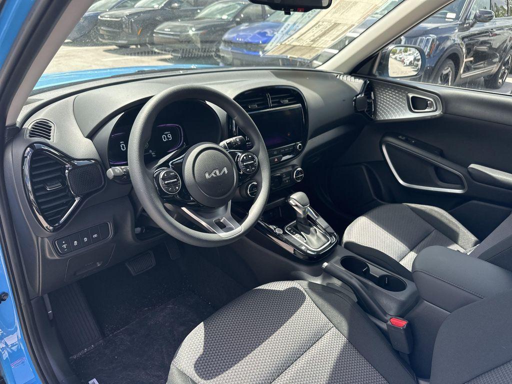 new 2025 Kia Soul car, priced at $24,119