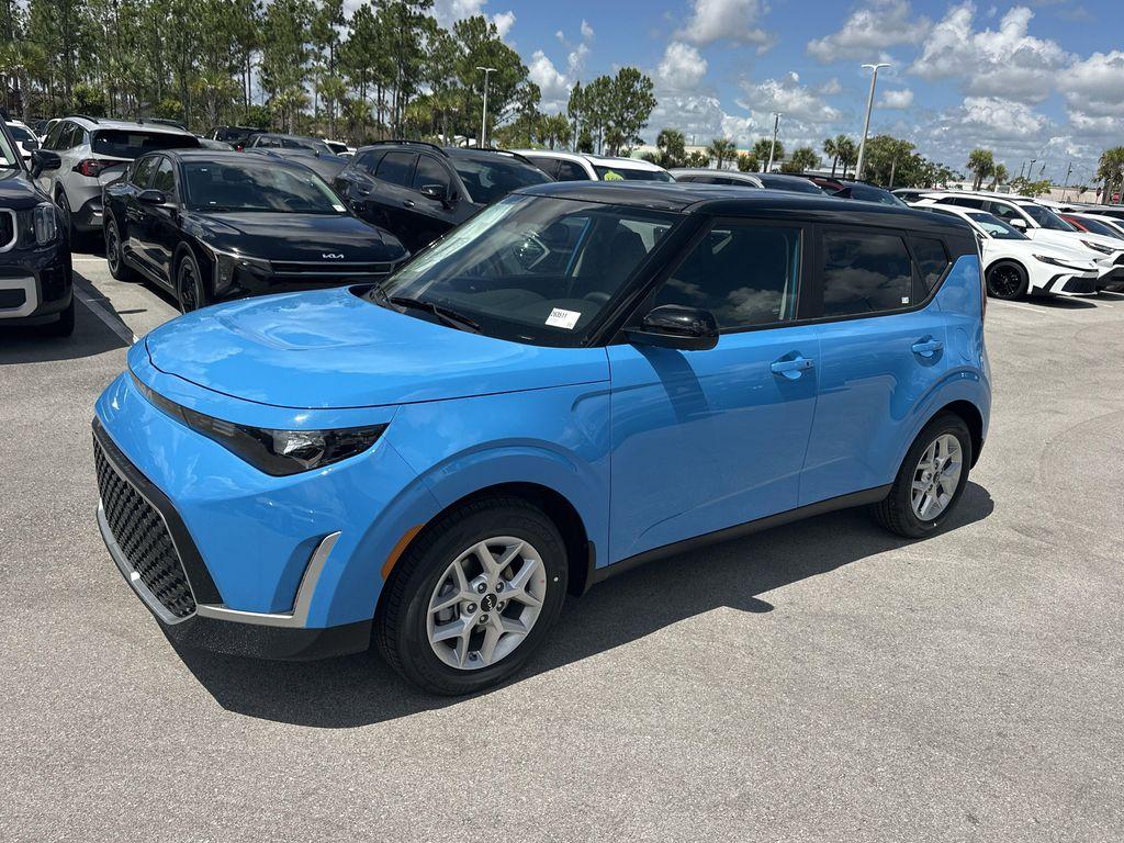 new 2025 Kia Soul car, priced at $24,119