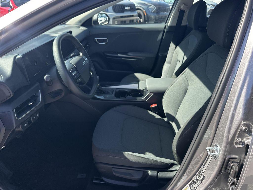 new 2025 Kia K4 car, priced at $24,015