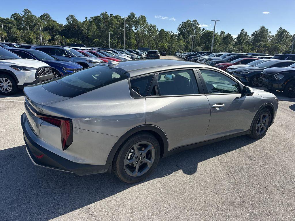 new 2025 Kia K4 car, priced at $24,015
