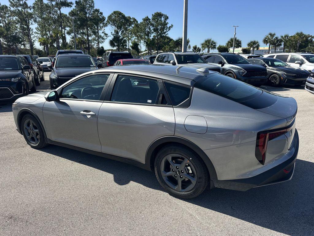 new 2025 Kia K4 car, priced at $24,015