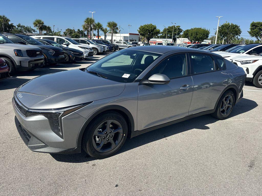 new 2025 Kia K4 car, priced at $24,015