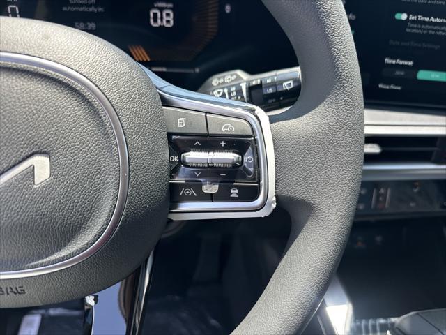 new 2025 Kia Sorento car, priced at $33,735