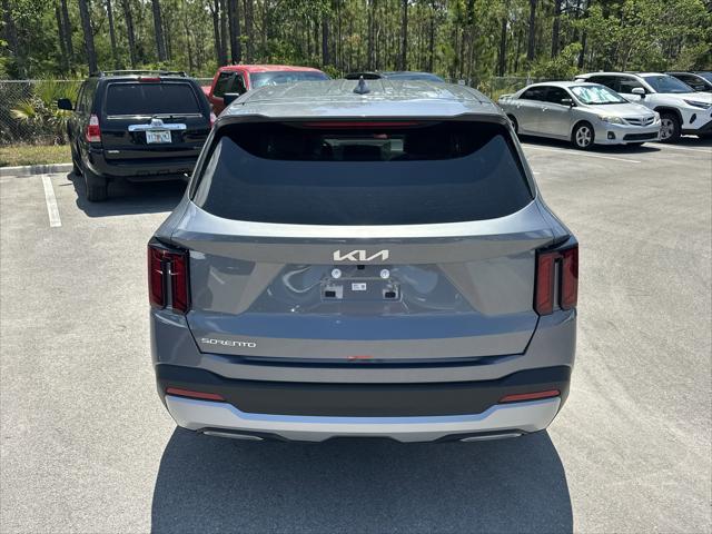 new 2025 Kia Sorento car, priced at $33,735