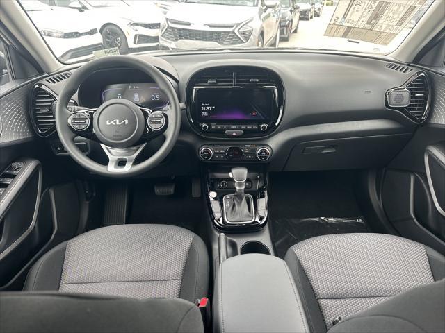 new 2025 Kia Soul car, priced at $24,014