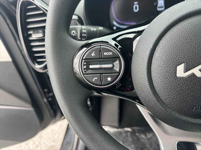 new 2025 Kia Soul car, priced at $24,014