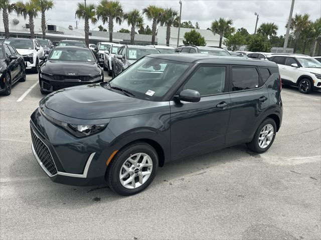 new 2025 Kia Soul car, priced at $24,014