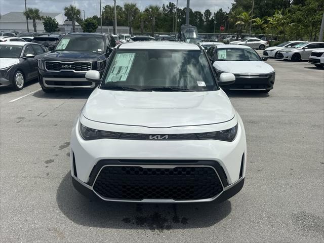new 2025 Kia Soul car, priced at $22,105