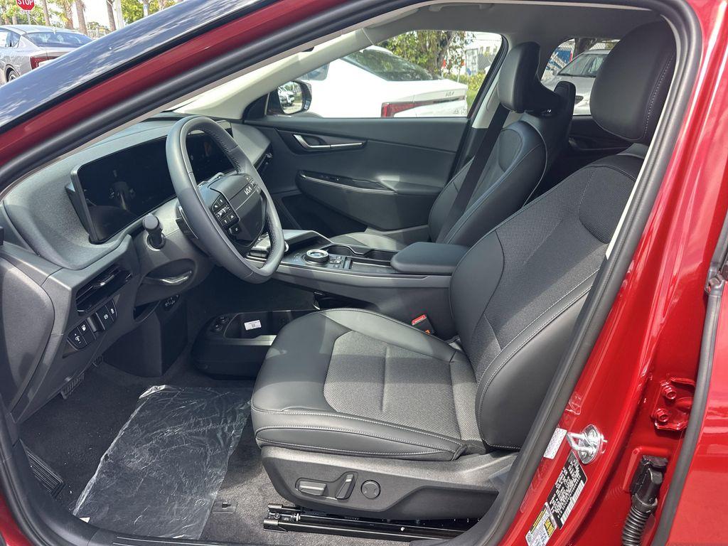 new 2025 Kia EV6 car, priced at $43,706